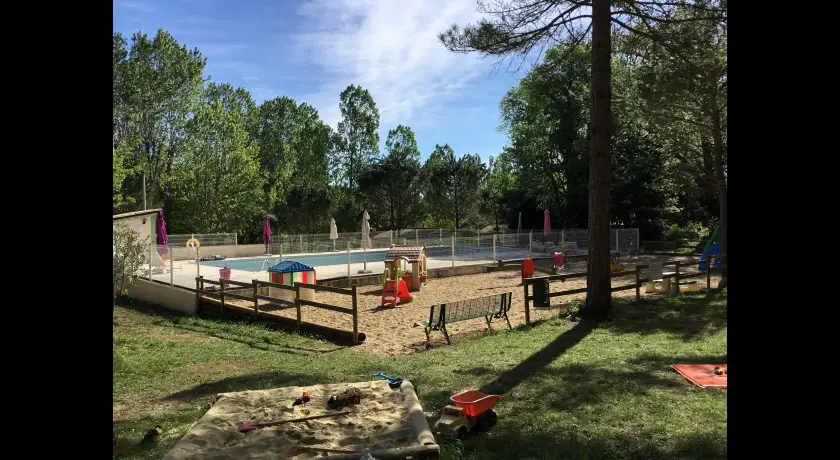 Camping Le Graniers  Monoblet
