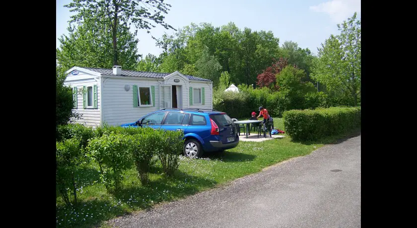 Camping Le Lac De Carouge  Saint-pierre-d'albigny