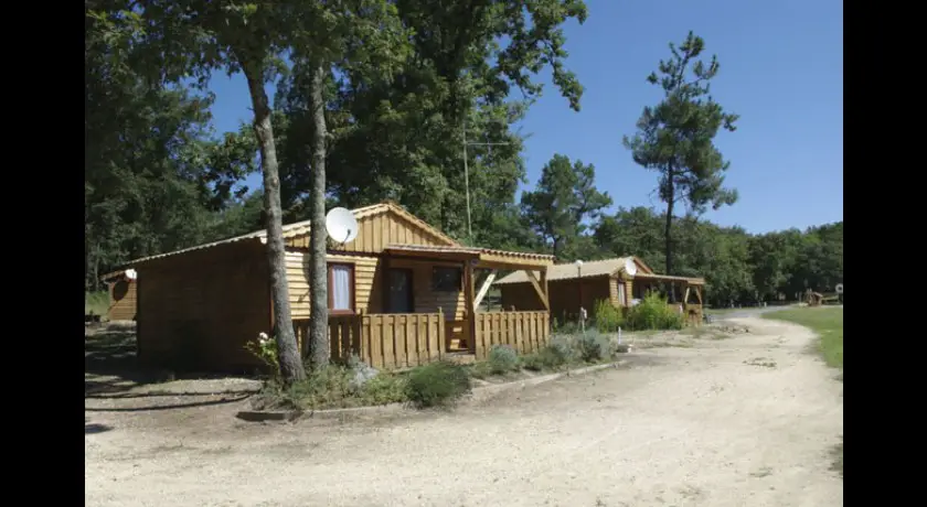Camping Orpheo Negro  Douville