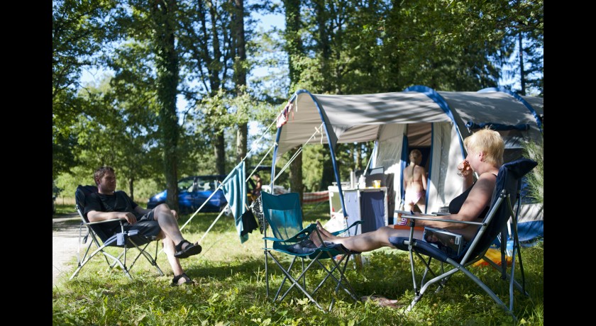 Camping Indigo Les Châteaux  Bracieux