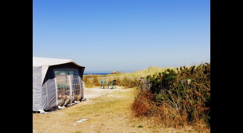 Camping Camp Municipal Des Dunes  Penvénan