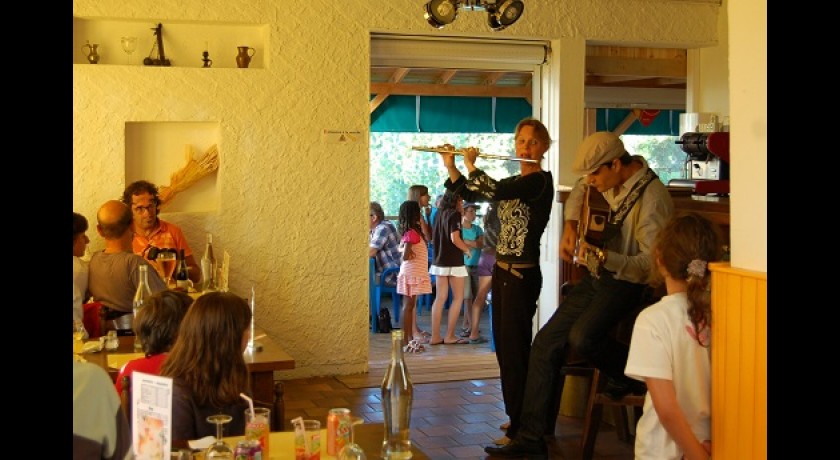 Camping Le Repos Du Baladin  Murol