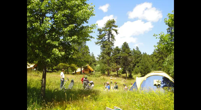 Camping Huttopia Font-romeu  Font-romeu-odeillo-via