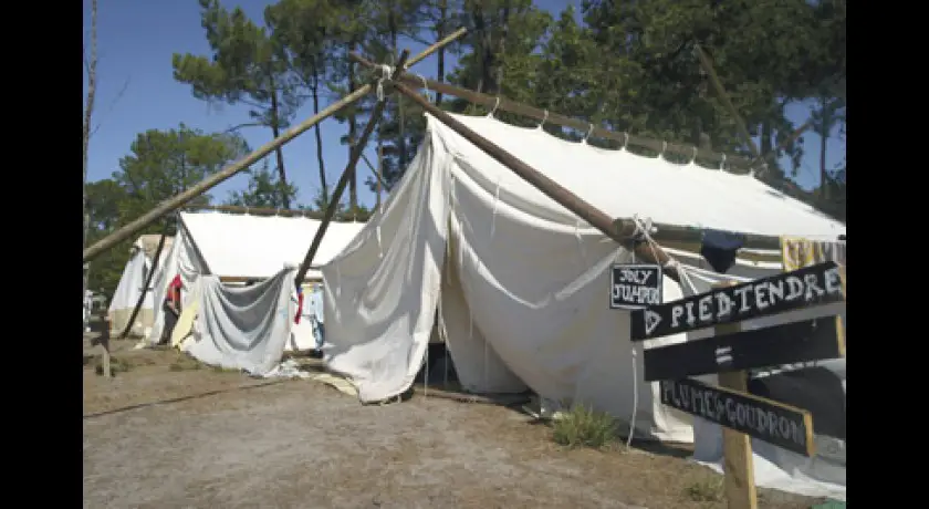 Camping La Rotonde / Le Village Western  Hourtin