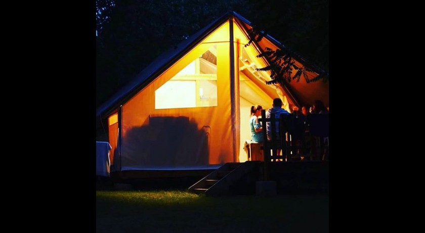 Camping L'oree Du Lac  Villerest