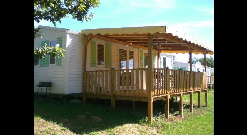 Camping Domaine Du Lac  Saint-gérons