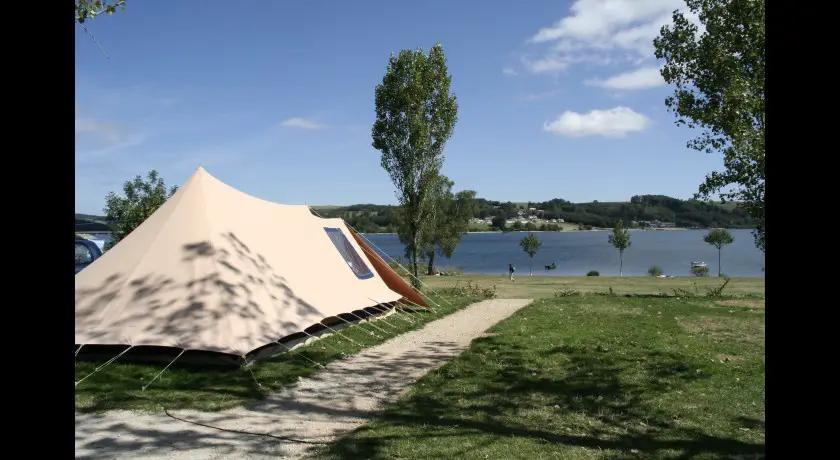 Camping Le Caussanel 5*  Canet-de-salars