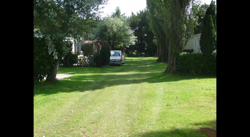 Camping Le Courtil Rose  Brêmes