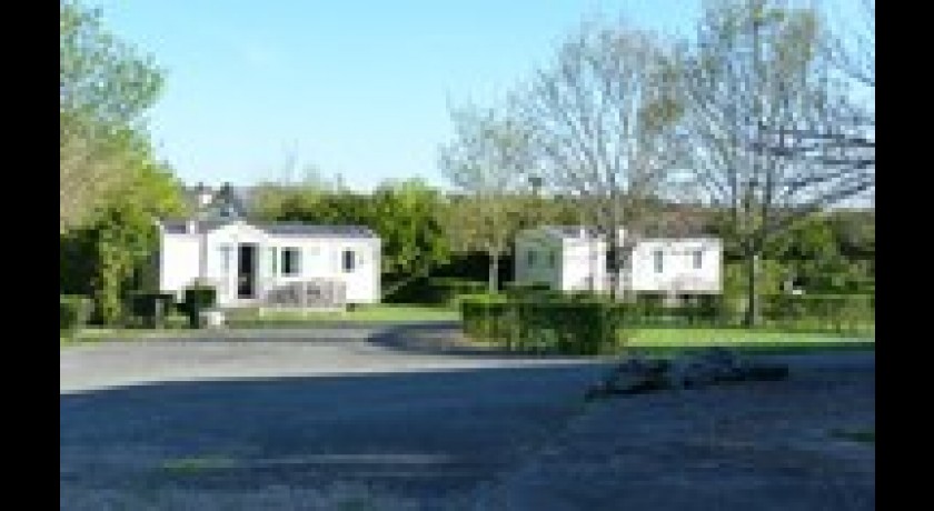 Camping Et Village-chalets Du Breuil  Bourbon-lancy