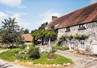 Chambre d'hôte 9 personnes à Montmarault : 3 chambres