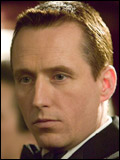 Linus Roache