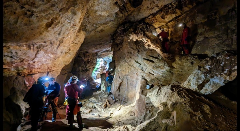 Les secrets des grottes de lacave - sortie spéléologie