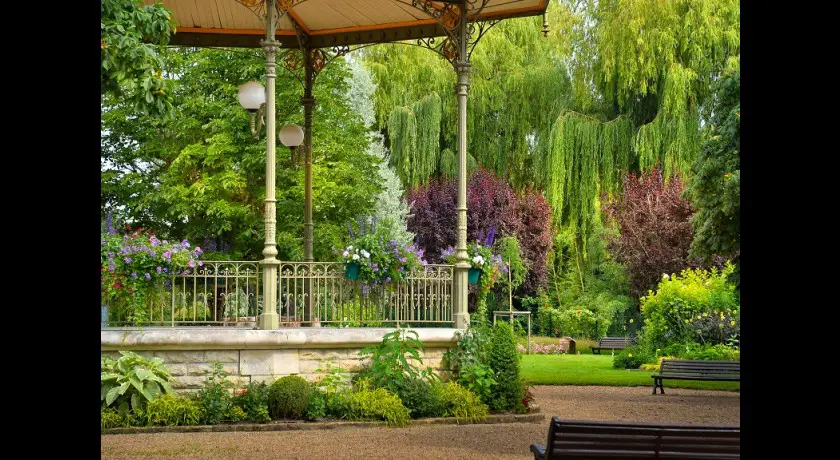 Visite-rando - jardins de loches et beaulieu