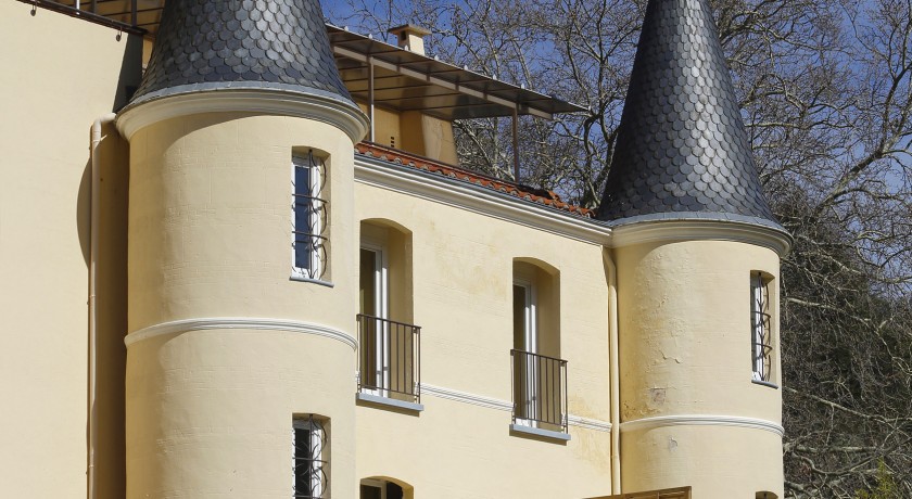 Résidence Appart Hotel Castel Emeraude***  Amélie-les-bains-palalda