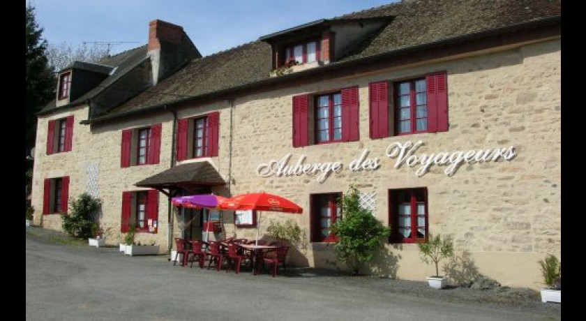 Hotel Auberge Des Voyageurs  Châtelus-malvaleix