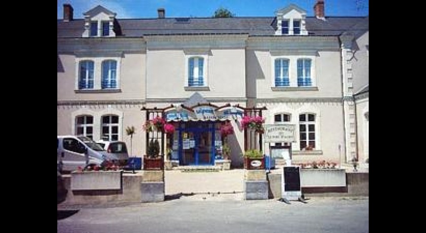 Hotel Auberge Le Port Saint Aubin  Morannes