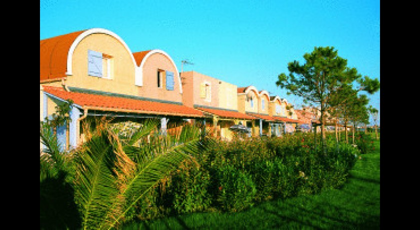 Hotel Bora Bora  Gruissan