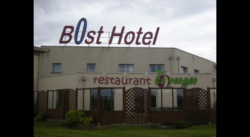 Bost Hotel  Bourg-achard