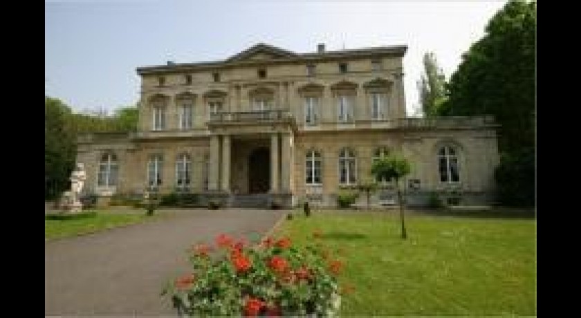 Hotel Château De La Motte Fenelon  Cambrai