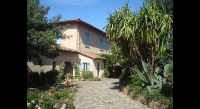 Thb La Pinède Plage Hotel In La Croix Valmer