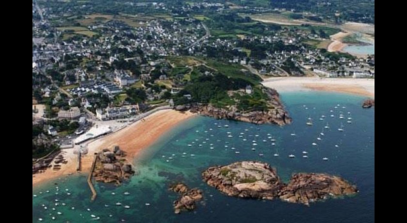 Hotel De La Mer  Trégastel