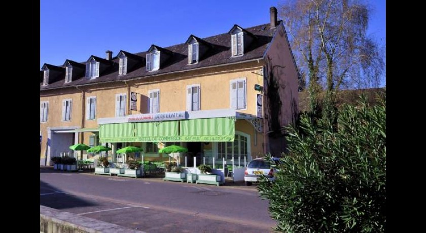 Hôtel Du Commerce  Pontacq