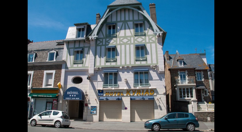 Hôtel Kyriad Saint-Malo Plage : Vue Mer Époustouflante, Confort et Bien-être en Bretagne