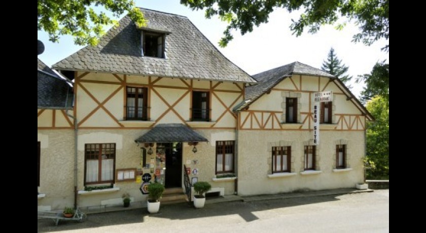 Hôtel Le Beau Site  Saint-pardoux-la-croisille