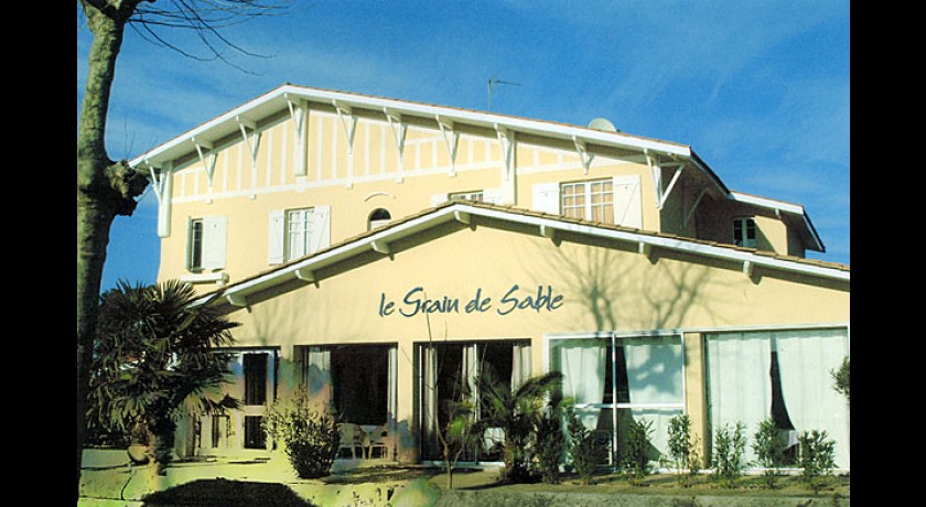 Hôtel Le Grain De Sable  Arès