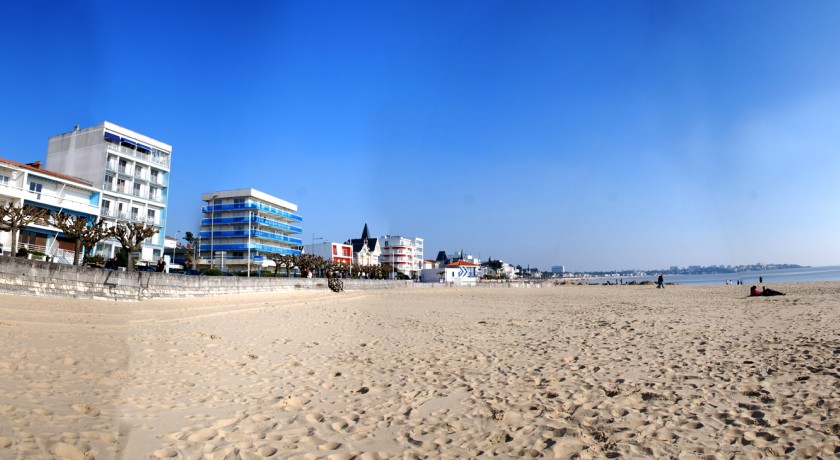 Hotel Les Flots Bleus-les Embruns  Royan