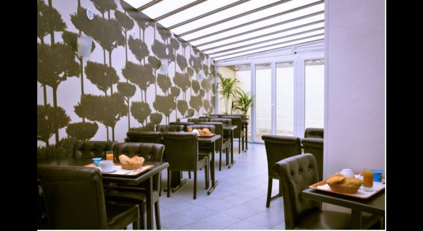 Hotel Lilas Gambetta Paris Hotel Lilas Gambetta Paris