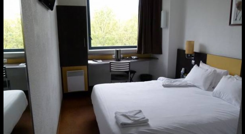 Hôtel Mister Bed City  Torcy