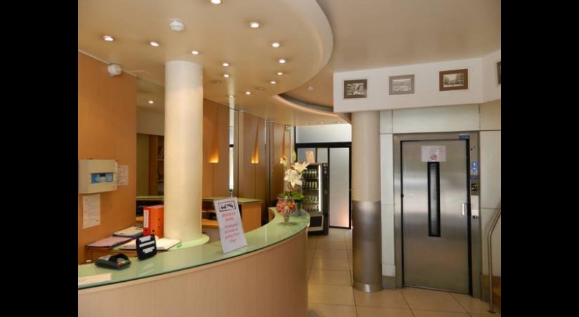 Hotel Ours Blanc / Victor Hugo  Toulouse