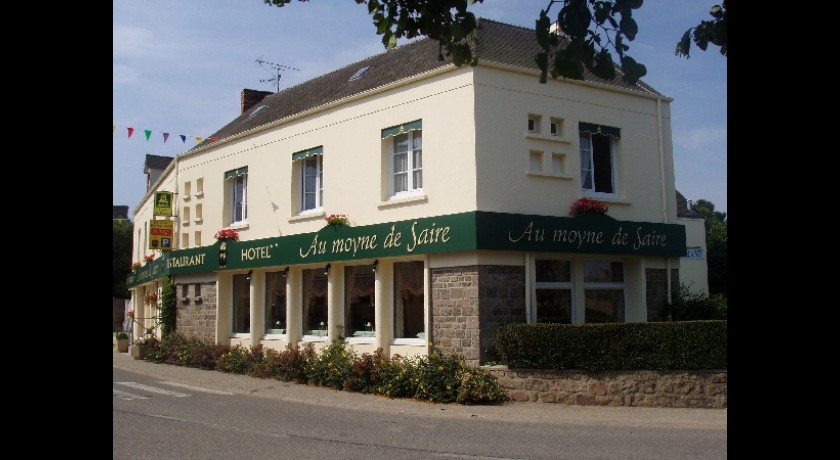 Hôtel Restaurant Au Moyne De Saire  Réville