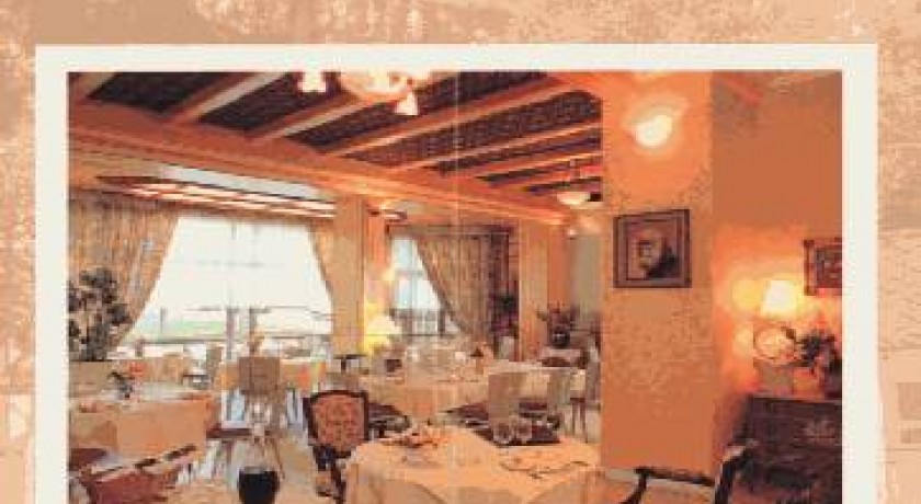 Hotel Restaurant Le Chalet Vitellius - Vittel 