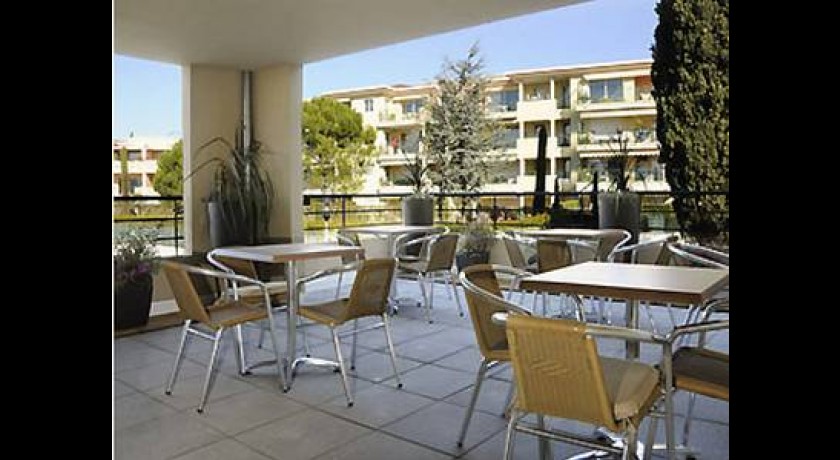 Hotel Ibis Cannes Mouans Sartoux  Mouans-sartoux