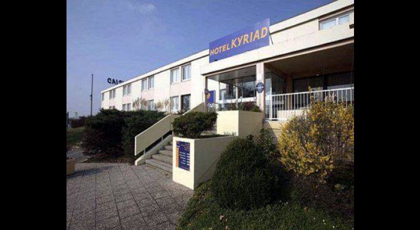 Hotel Kyriad Nemours 
