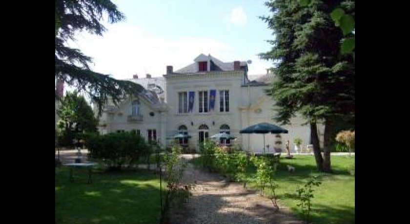 Hotel Le Castel  Bréhémont