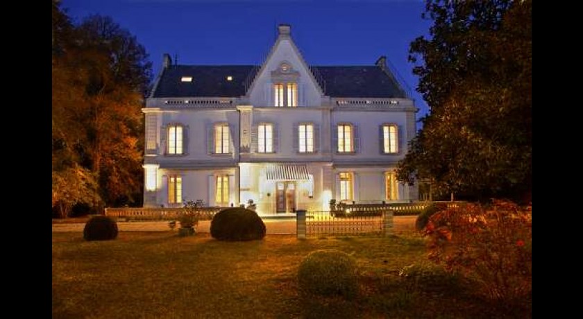 Hotel Le Manoir De Bellerive  Le buisson-de-cadouin