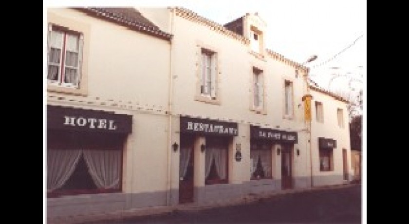 Hotel Le Pont Blanc  Guérande