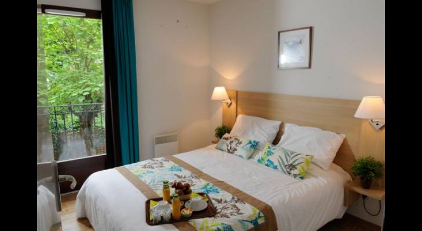 Room Photo 47358 Hotel Les Jardins De Ramel Hotel