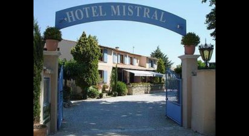 Hotel Mistral  Mas-blanc-des-alpilles
