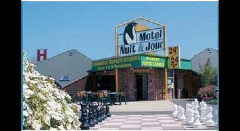 Hotel Motel Nuit Et Jour  Ploubazlanec