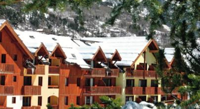 Hotel Pierre & Vacances L'alpaga  La salle les alpes