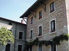 Ostellerie Du Vieux Pérouges - Hôtel Le Pavillon