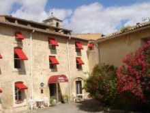 Hôtel Du Centre  Pierrelatte