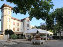 Hôtel Restaurant La Commanderie De Champarey