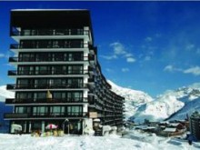 To Hôtel Le Bec Rouge