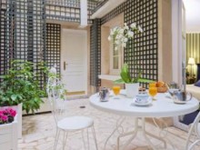 Hôtel Beaubourg  Paris