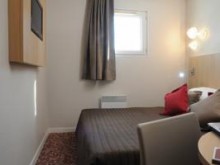 Akena Hotel Des Mureaux  Les Mureaux